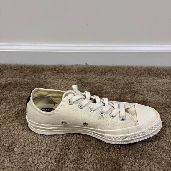 Women’s Converse Chuck Taylor All-Star Comme des Garçons PLAY Sneakers - Picture 2 of 6